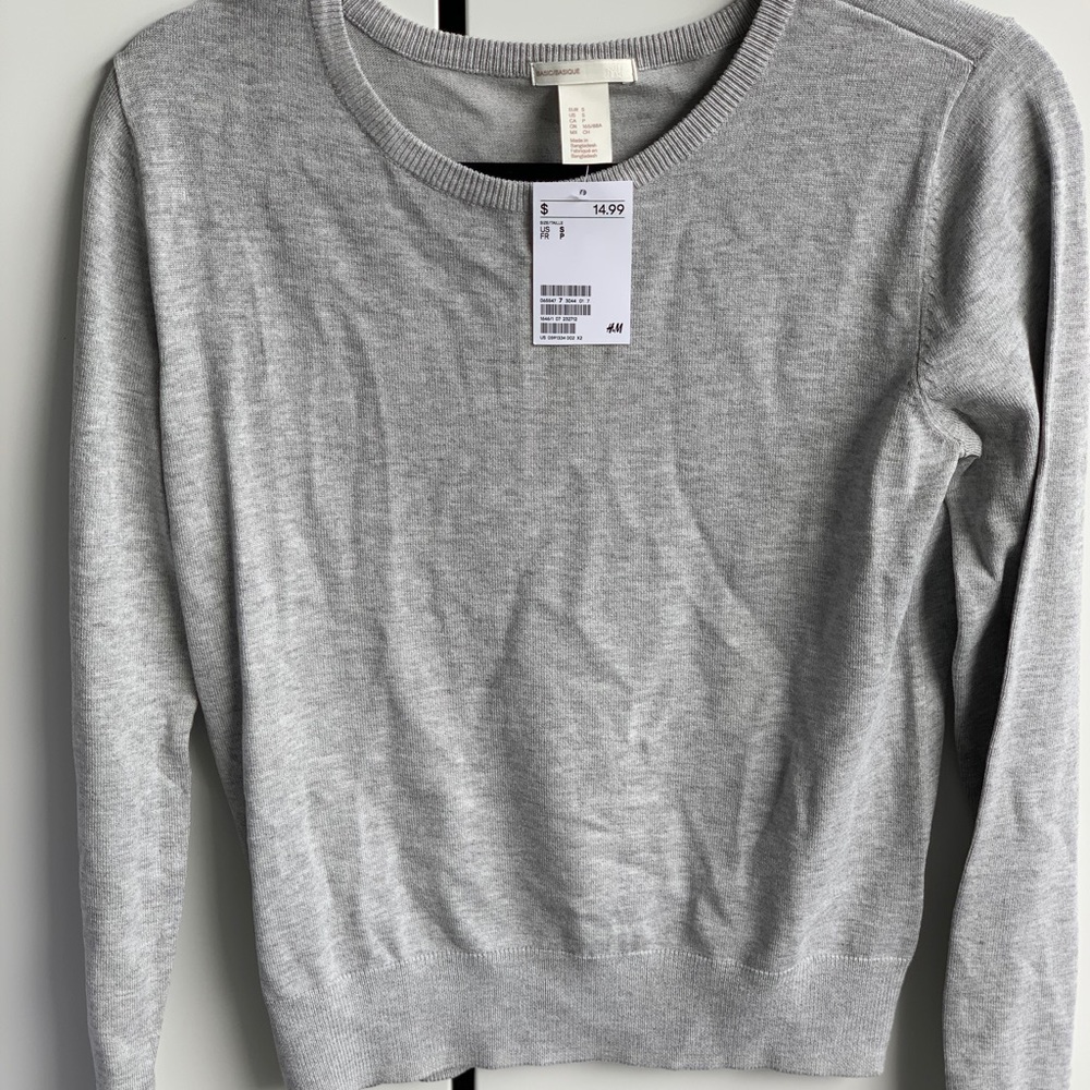 Women’s h&m sweater